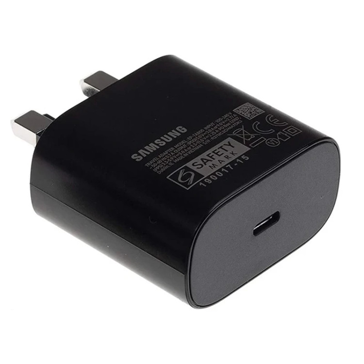 شارژر 25 وات سامسونگ مدل EP-TA800NBEGGB، اتصال سه پین، درگاه خروجی USB-C، دارای قابلیت شارژ سریع، تکنولوژی شارژ PD 3.0