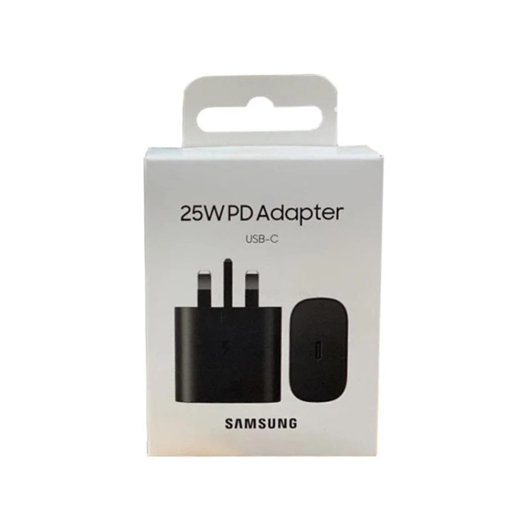 شارژر 25 وات سامسونگ مدل EP-TA800NBEGGB، اتصال سه پین، درگاه خروجی USB-C، دارای قابلیت شارژ سریع، تکنولوژی شارژ PD 3.0