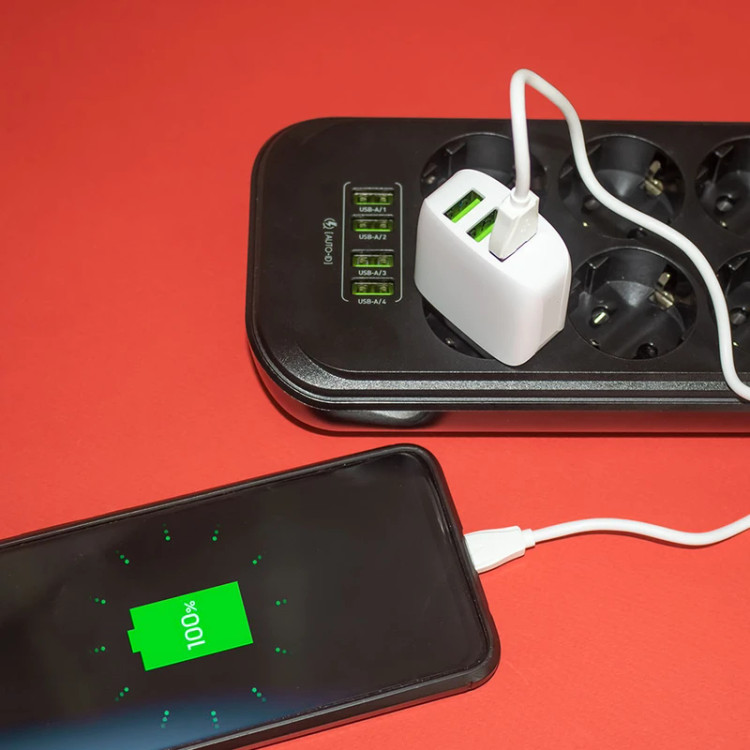 شارژر 17 وات کینگ استار مدل KW163C به همراه کابل USB-C