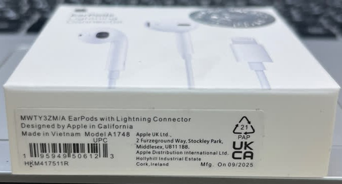 هندزفری سیمی اپل مدل EarPods، لایتنینگ، اورجینال اپل استور